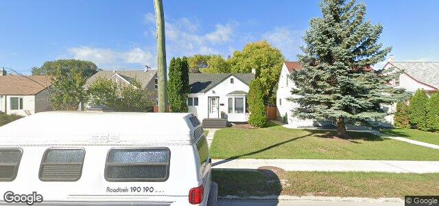 Larawan ng 411 Des Meurons Street sa Winnipeg, Manitoba