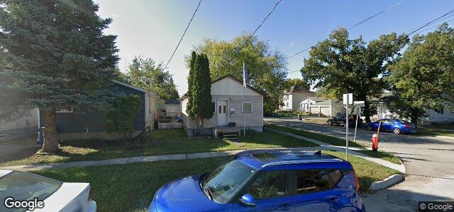 Larawan ng 420 Bertrand Street sa Winnipeg, Manitoba