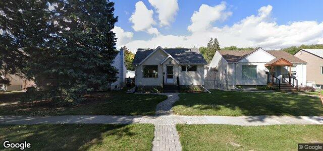 Larawan ng 427 Louis Riel Street sa Winnipeg, Manitoba