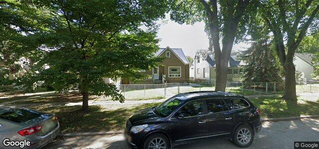 Larawan ng 442 Louis Riel Street sa Winnipeg, Manitoba