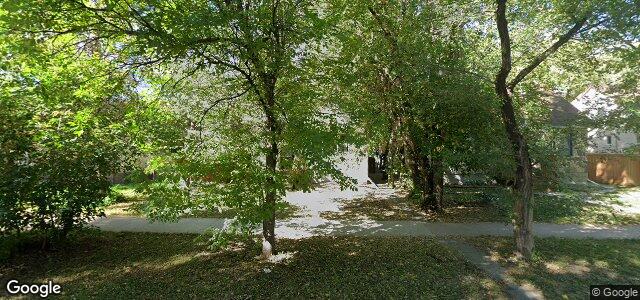 Larawan ng 445 Aulneau Street sa Winnipeg, Manitoba