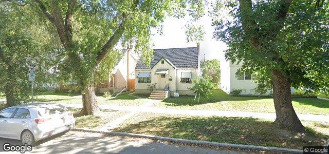 Photo of 452 Aulneau Street in Winnipeg, Manitoba