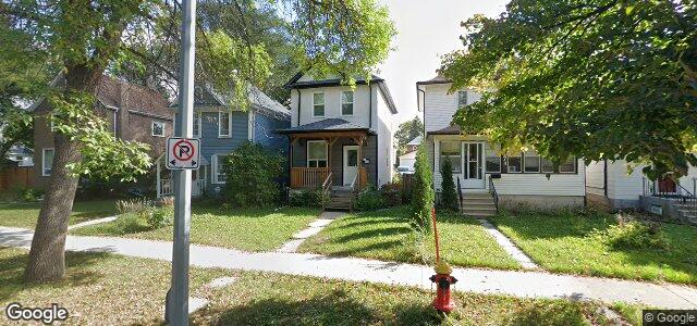 Larawan ng 476 Ritchot Street sa Winnipeg, Manitoba