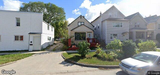 Larawan ng 554 Ritchot Street sa Winnipeg, Manitoba
