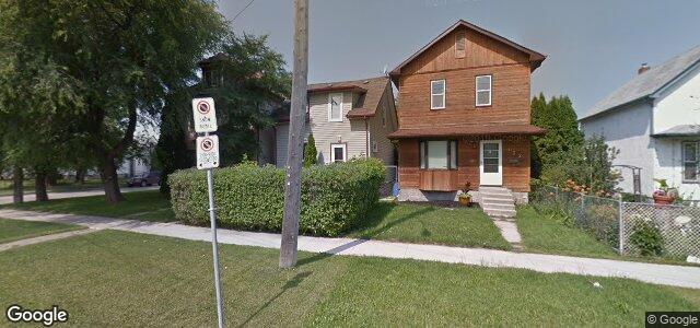 Larawan ng 130 Brazier Street sa Winnipeg, Manitoba