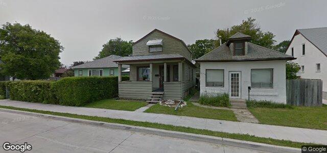 Larawan ng 130 Stanier Street sa Winnipeg, Manitoba