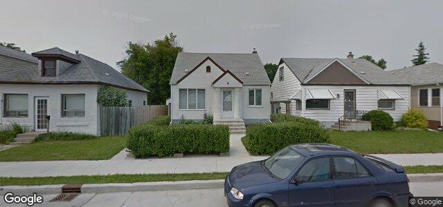 Larawan ng 136 Stanier Street sa Winnipeg, Manitoba
