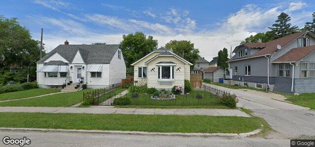 Larawan ng 155 Martin Avenue W sa Winnipeg, Manitoba