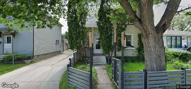 Larawan ng 162 Harbison Avenue W sa Winnipeg, Manitoba