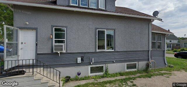 Larawan ng 163 Martin Avenue W sa Winnipeg, Manitoba