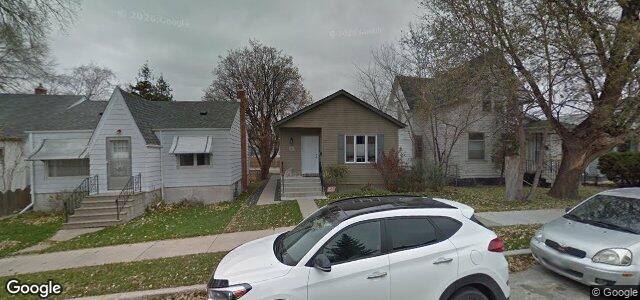 Larawan ng 167 Chalmers Avenue sa Winnipeg, Manitoba