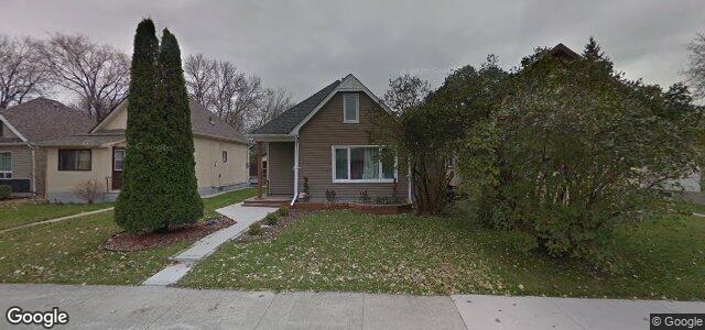 Larawan ng 174 Chalmers Avenue sa Winnipeg, Manitoba