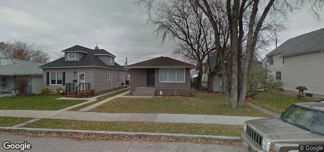 Larawan ng 179 Chalmers Avenue sa Winnipeg, Manitoba