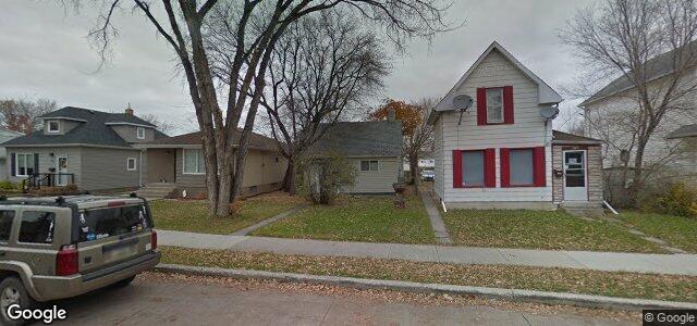 Larawan ng 181 Chalmers Avenue sa Winnipeg, Manitoba
