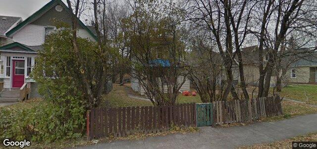 Larawan ng 182 Chalmers Avenue sa Winnipeg, Manitoba
