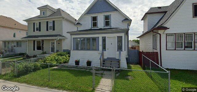 Larawan ng 182 Harbison Avenue W sa Winnipeg, Manitoba