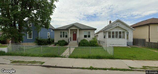 Larawan ng 182 Mcintosh Avenue sa Winnipeg, Manitoba