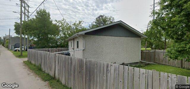 Photo of 193 Midwinter Avenue in Winnipeg, Manitoba