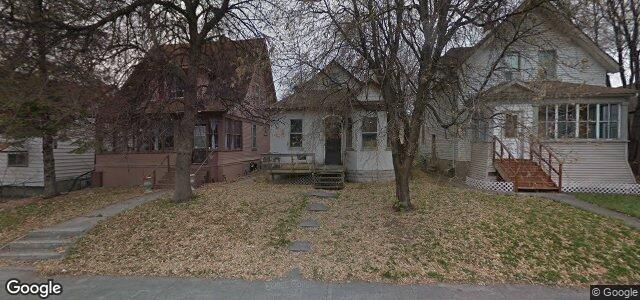 Larawan ng 196 Chalmers Avenue sa Winnipeg, Manitoba