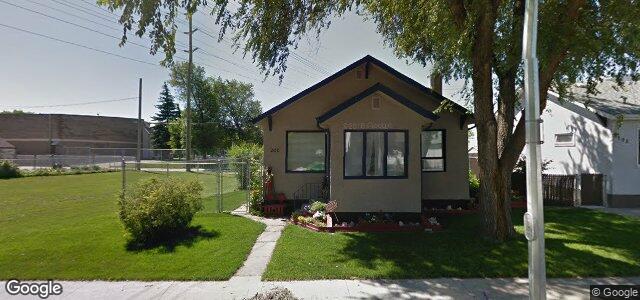 Larawan ng 200 Mighton Avenue sa Winnipeg, Manitoba