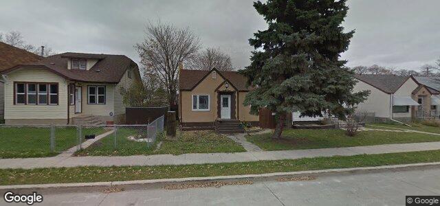 Larawan ng 201 Chalmers Avenue sa Winnipeg, Manitoba
