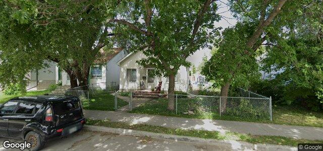 Larawan ng 203 Harbison Avenue W sa Winnipeg, Manitoba