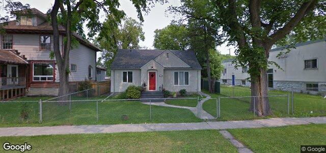 Larawan ng 207 Poplar Avenue sa Winnipeg, Manitoba