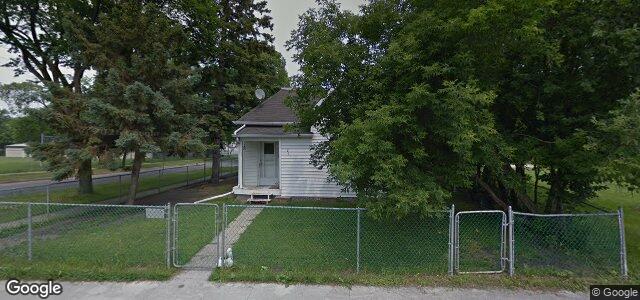 Larawan ng 211 Mcintosh Avenue sa Winnipeg, Manitoba