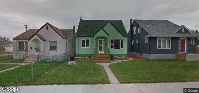 Larawan ng 212 Chalmers Avenue sa Winnipeg, Manitoba