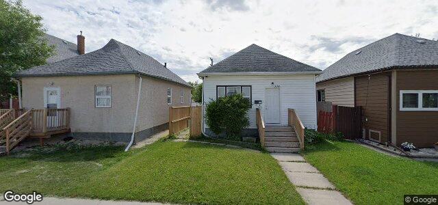 Larawan ng 220 Harbison Avenue W sa Winnipeg, Manitoba