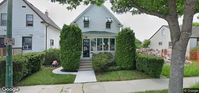 Larawan ng 220 Martin Avenue W sa Winnipeg, Manitoba