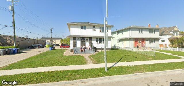 Larawan ng 221 Jamison Avenue sa Winnipeg, Manitoba