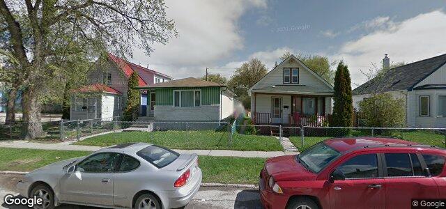 Larawan ng 221 Larsen Avenue sa Winnipeg, Manitoba