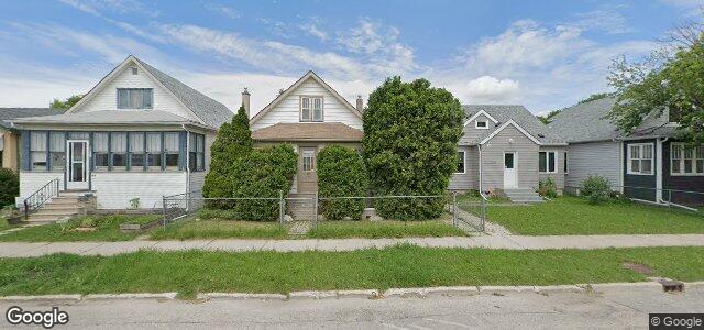 Larawan ng 221 Martin Avenue W sa Winnipeg, Manitoba
