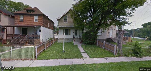 Larawan ng 223 Poplar Avenue sa Winnipeg, Manitoba