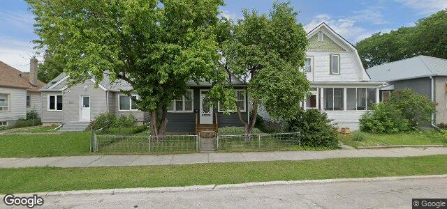 Larawan ng 225 Martin Avenue W sa Winnipeg, Manitoba