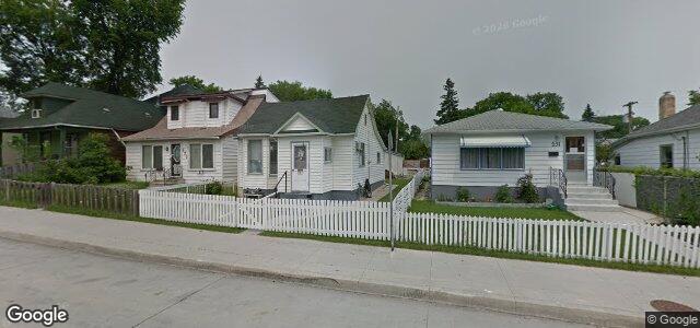 Larawan ng 227 Mcintosh Avenue sa Winnipeg, Manitoba