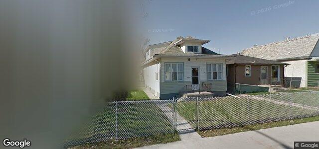 Photo of 230 Mcintosh Avenue in Winnipeg, Manitoba