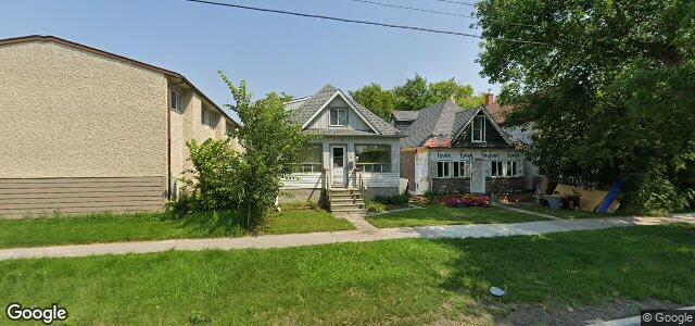 Larawan ng 233 Midwinter Avenue sa Winnipeg, Manitoba