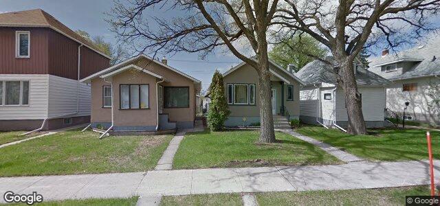 Larawan ng 236 Ottawa Avenue sa Winnipeg, Manitoba
