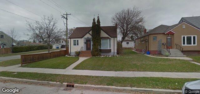Larawan ng 241 Chalmers Avenue sa Winnipeg, Manitoba