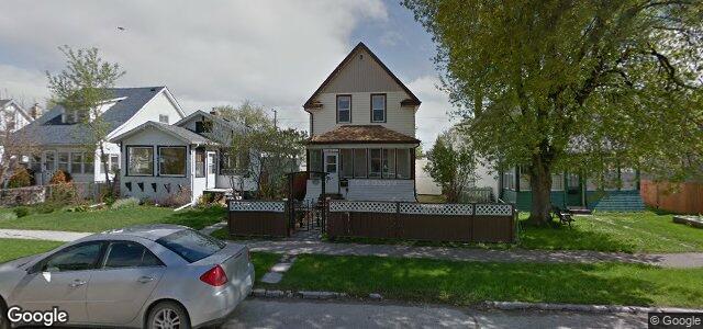 Larawan ng 241 Larsen Avenue sa Winnipeg, Manitoba