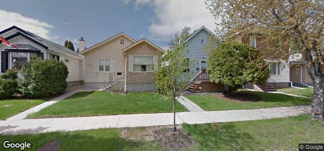 Larawan ng 242 Ottawa Avenue sa Winnipeg, Manitoba