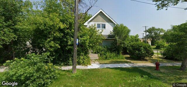 Photo of 243 Midwinter Avenue in Winnipeg, Manitoba