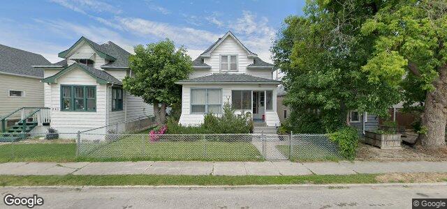 Larawan ng 245 Martin Avenue W sa Winnipeg, Manitoba