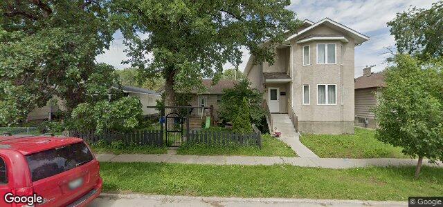 Larawan ng 247 Winterton Avenue sa Winnipeg, Manitoba