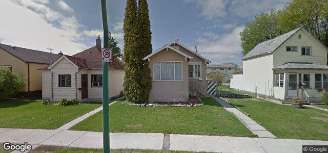 Larawan ng 250 Jamison Avenue sa Winnipeg, Manitoba