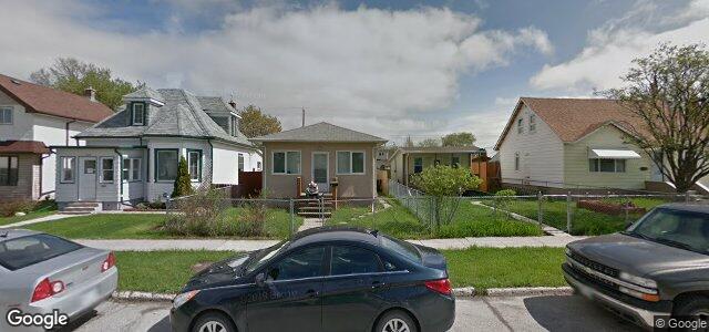 Larawan ng 251 Jamison Avenue sa Winnipeg, Manitoba