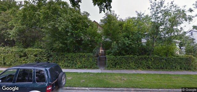 Larawan ng 251 Poplar Avenue sa Winnipeg, Manitoba