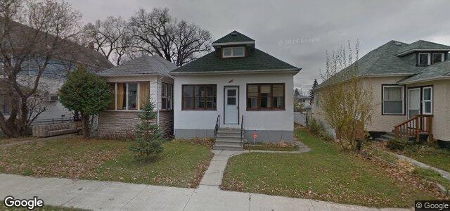 Larawan ng 260 Chalmers Avenue sa Winnipeg, Manitoba